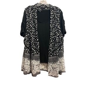 Notations Woman 3X Black White Geometric Print 2 Piece Top and Cardigan Set
